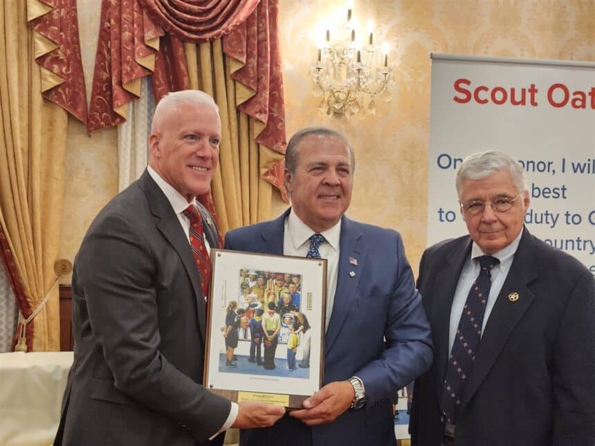 Morris County Commissioner Tom Mastrangelo receives the Lifetime Achievement Award at the Patriots' Path Council dinner
